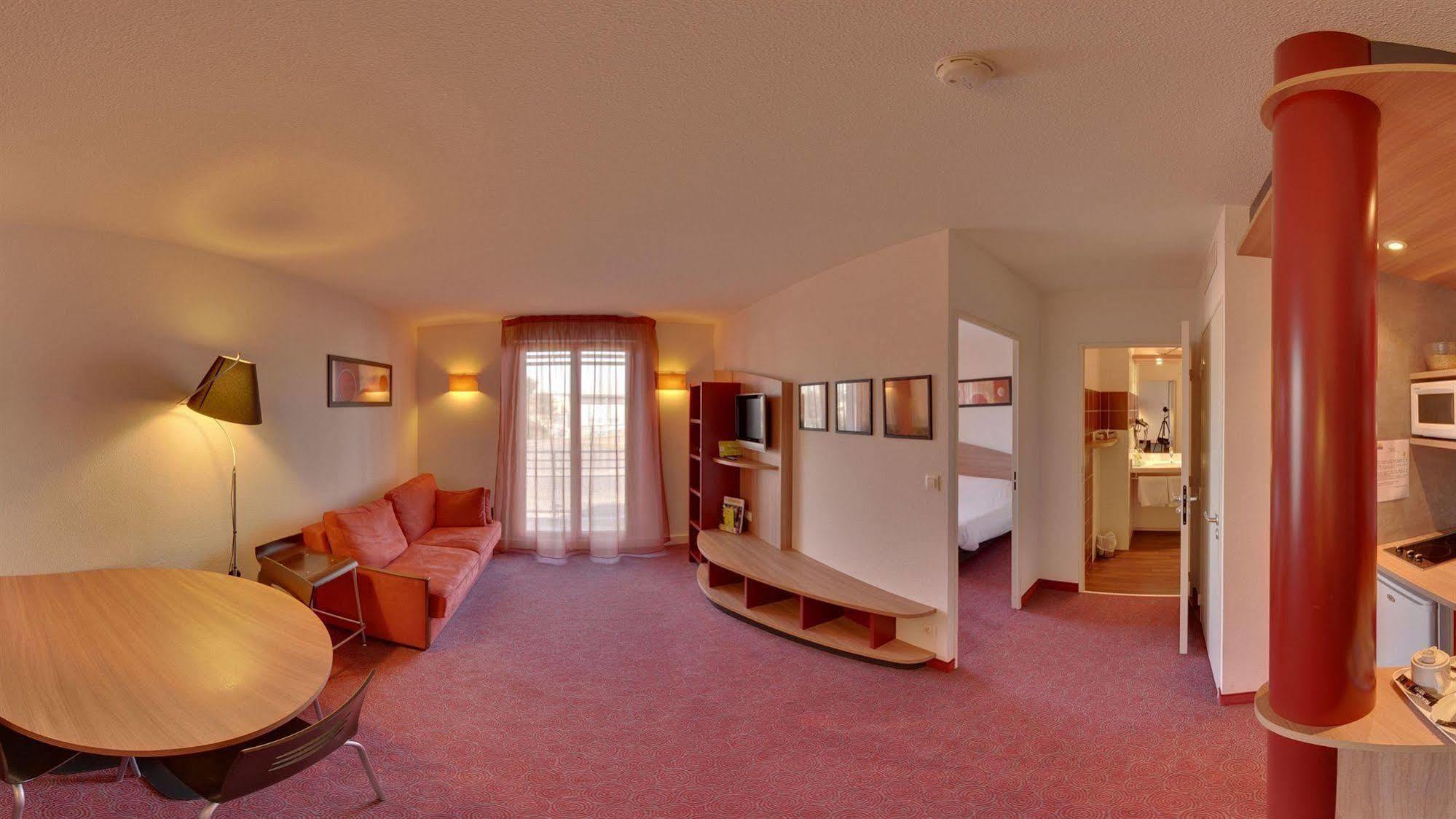 Suite-home Orléans-saran Aparthotel