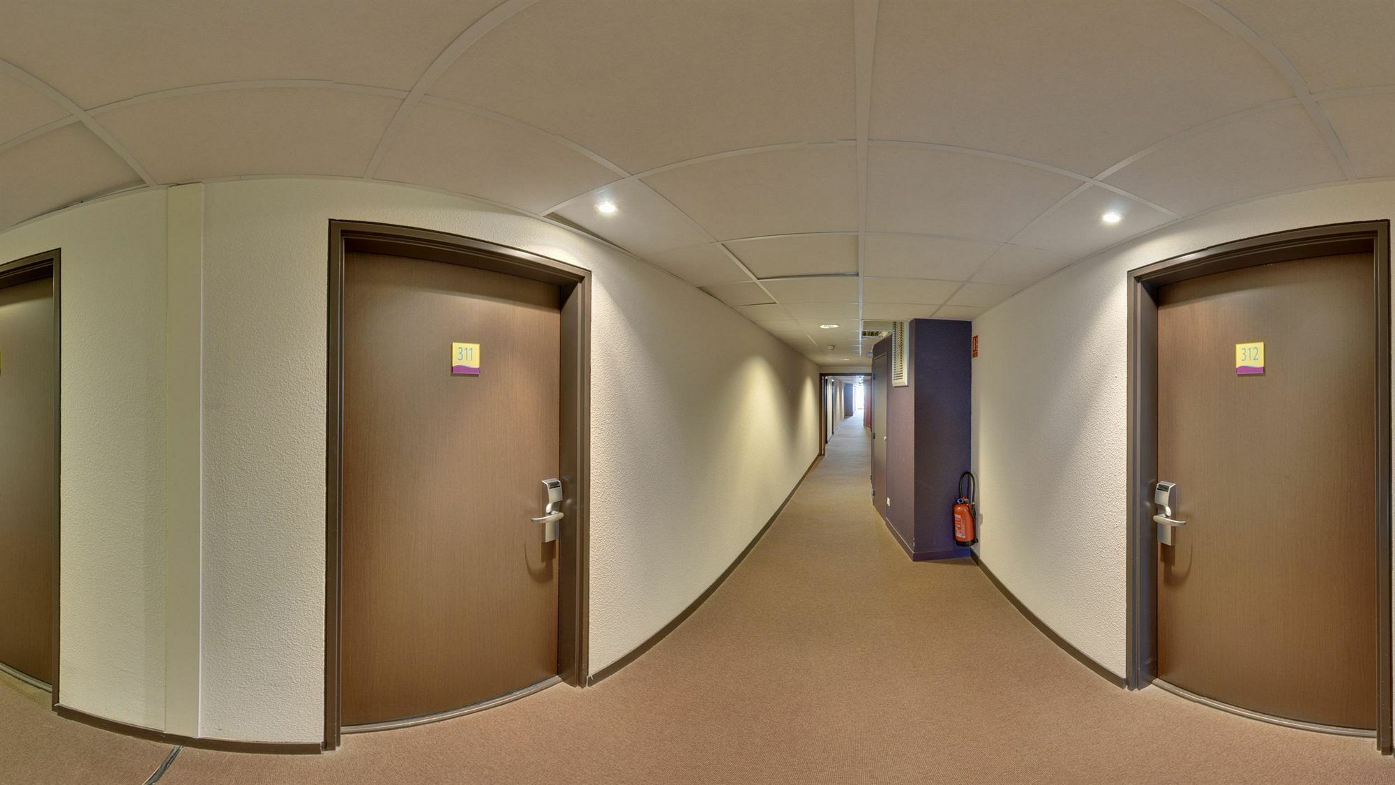 Aparthotel Suite-home Orléans-saran 4*