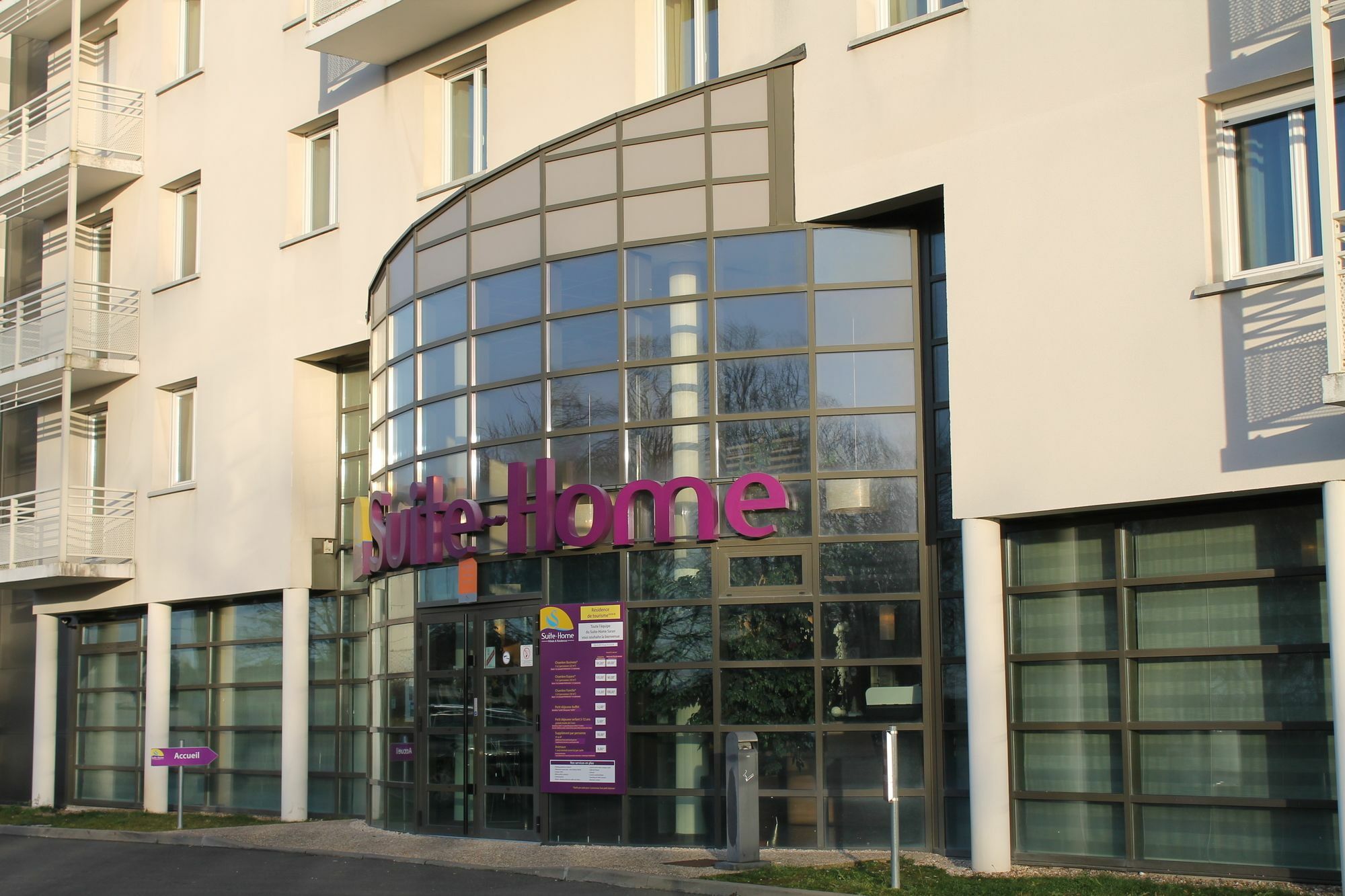 Apart-hotel Suite-home Orleans-saran 4*